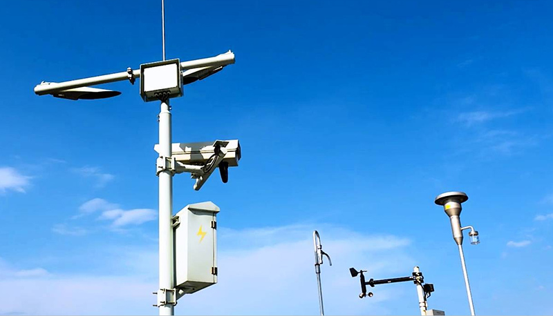 揚塵監測智慧桿.jpg 揚塵監測智慧桿.jpg