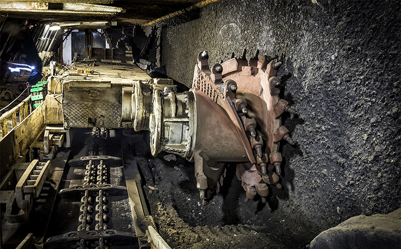 煤礦井下.jpg 煤礦井下.jpg