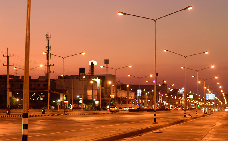 城市路燈燈網.jpg 城市路燈燈網.jpg