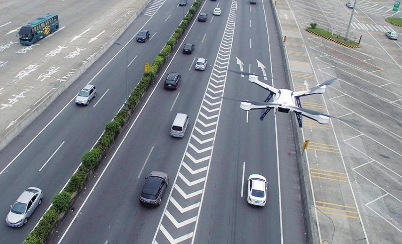 交通巡檢無人機(jī).jpg 交通巡檢無人機(jī).jpg